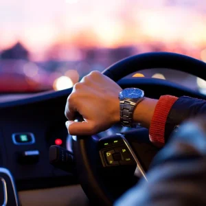 rental-mobil-dengan-driver
